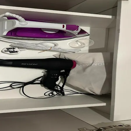 Central Leeds Apartment By The Arena With On-Site Parking *